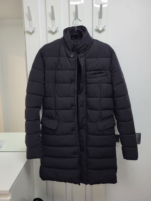 Geaca Bigotti  50% REDUCERE 

Marimea S culoare ne