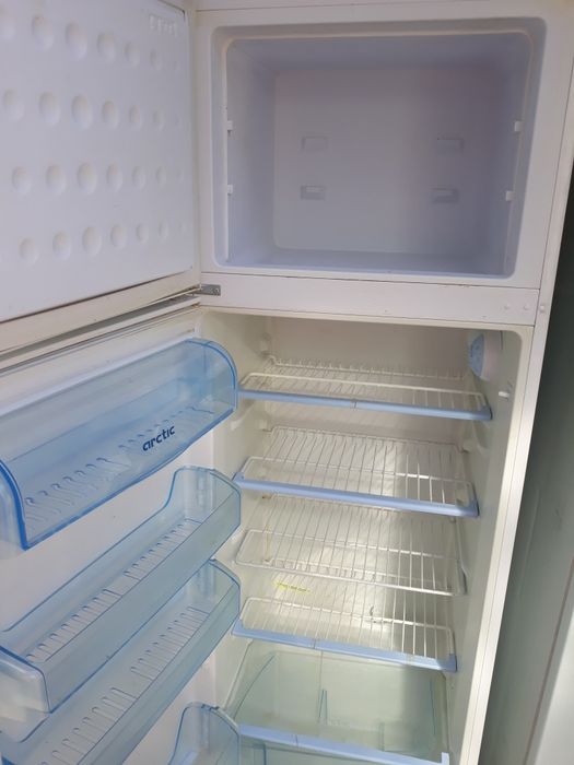 Frigider arctic  model  nou combina frigorifica