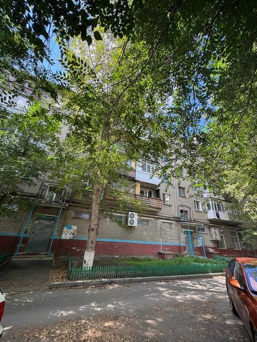 Продается трехкомнатная квартира по Ворошилова!!!