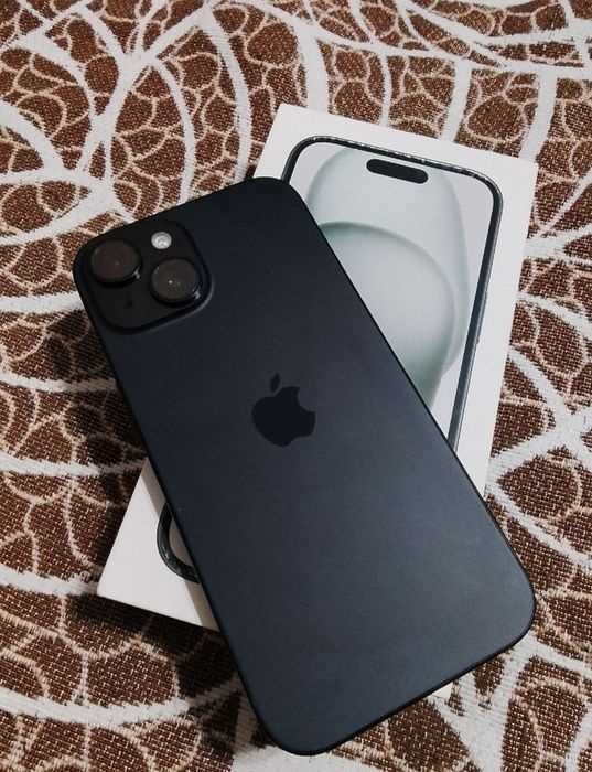 Продам iPhone 15 128gb