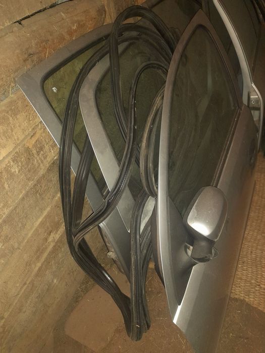 Оборудвани врати за опел корса Ц