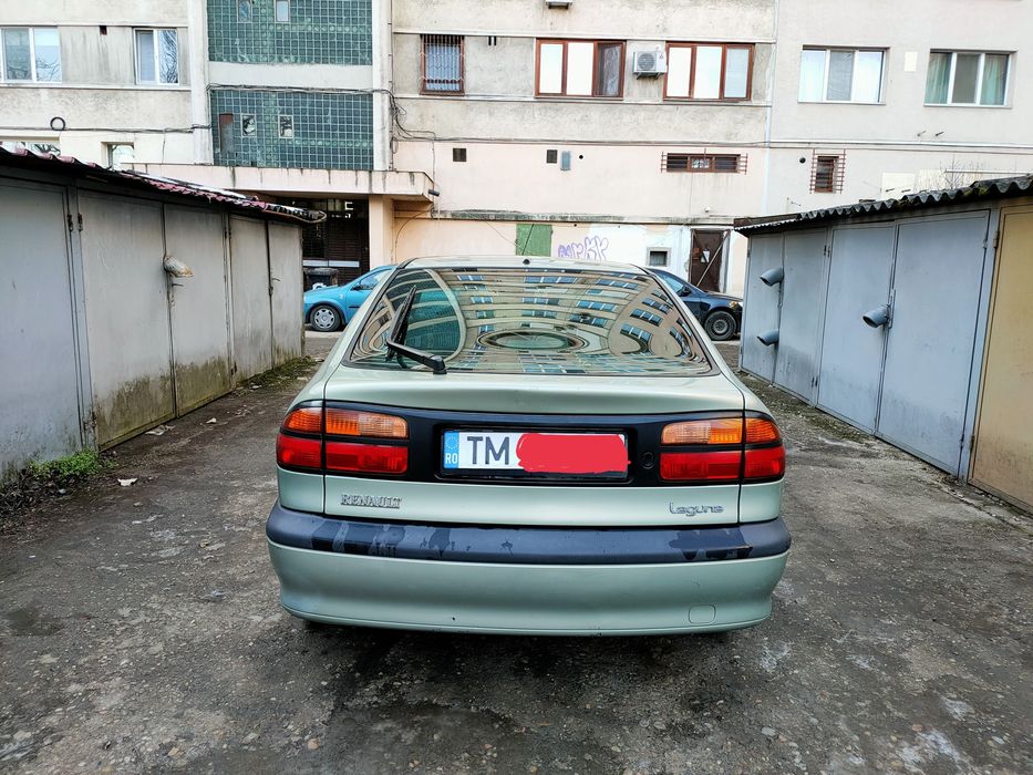 Dezmembrez Renault Laguna 1 ph2 1.6 16v 1998 editie Concorede