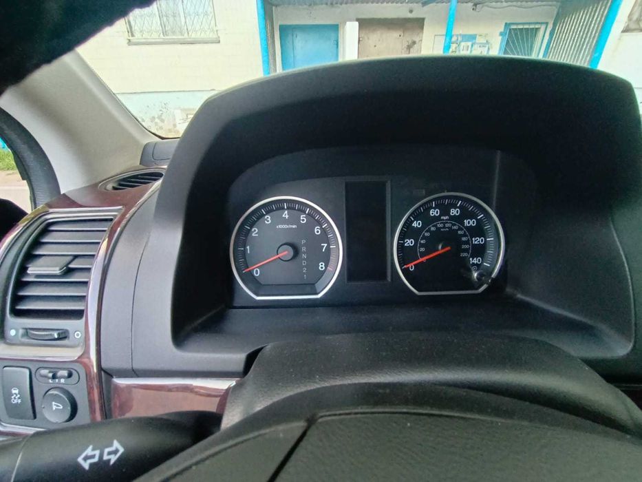Срочно продам автомобиль " Honda CR-V"