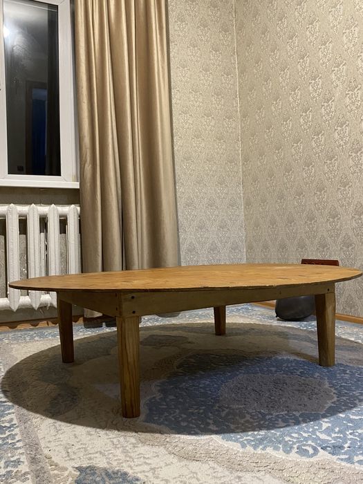 Продам круглый стол