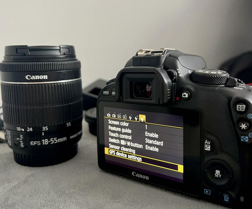 Canon EOS 100D пълен комплект + 2 обектива