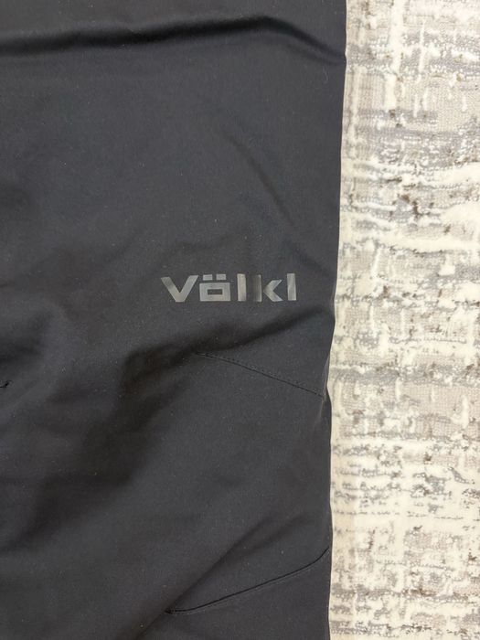 Продам лыжный костюм