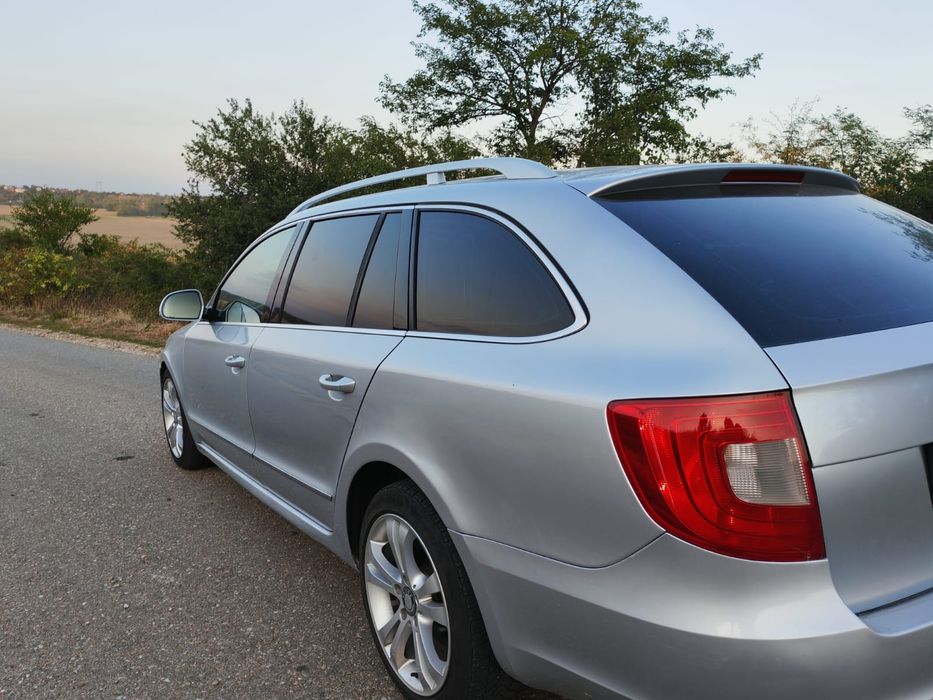 SKODA Superb 2011 — imagine 3