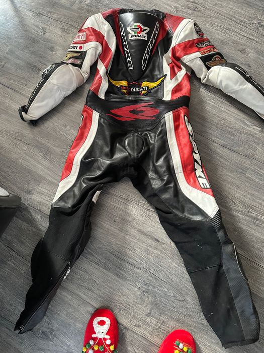 Екипировка за мотор