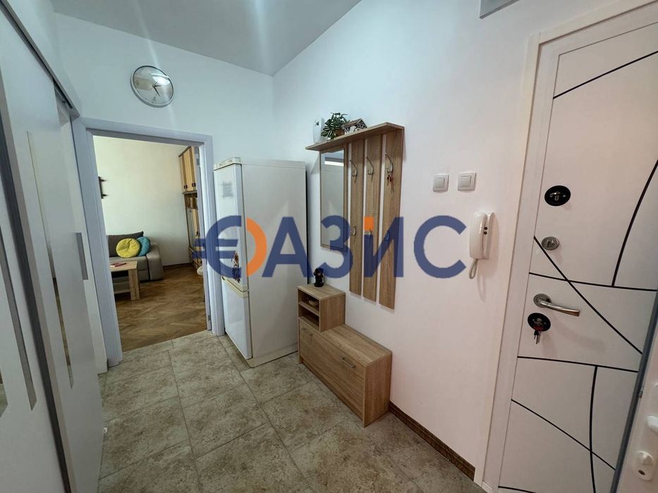Продава се Тристаен апартамент в Бургас, Център - 50 кв.м за 2900 €/кв.м - Снимка #12