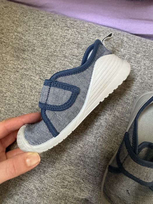 Детски пантофи.