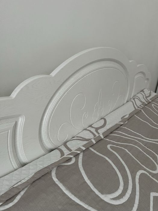 Продам кровать с матрасом