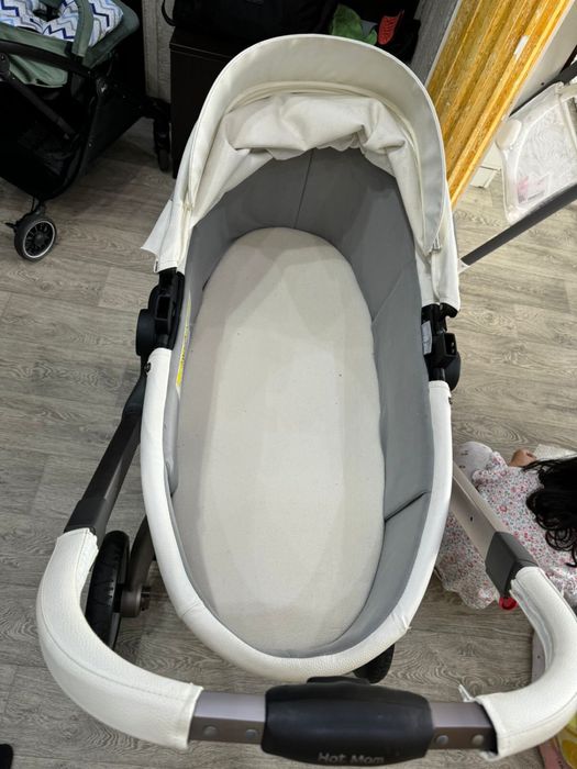 Продам коляску HOT MOM