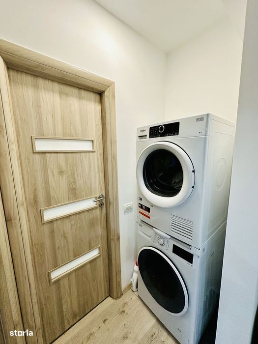 Apartament cu 2 camere, loc de parcare, mobilat/utilat