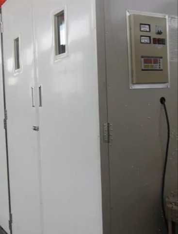 Inkubator 2000 инкубатор