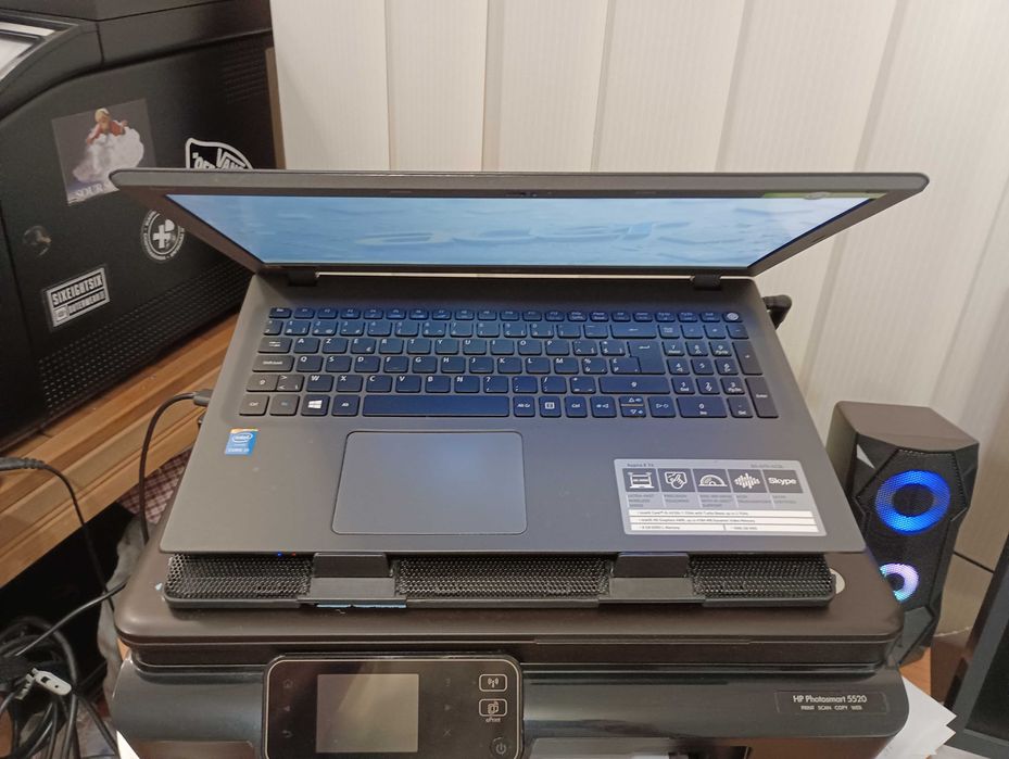 Лаптоп Acer Aspire E15  i5-4210U / 15,6"