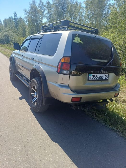 Продам Митсубиси Монтеро спорт