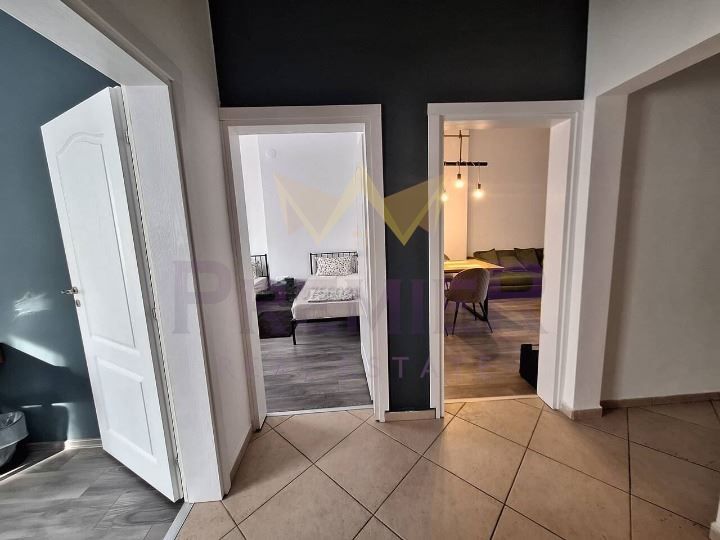 Дава се под наем Тристаен апартамент в Варна, Център - 105 кв.м за 900 € - Снимка #6