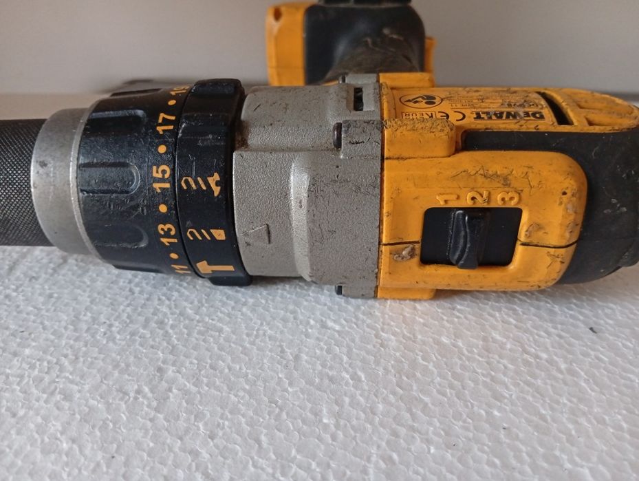 Corp dewalt 18v 3 trepte de viteza