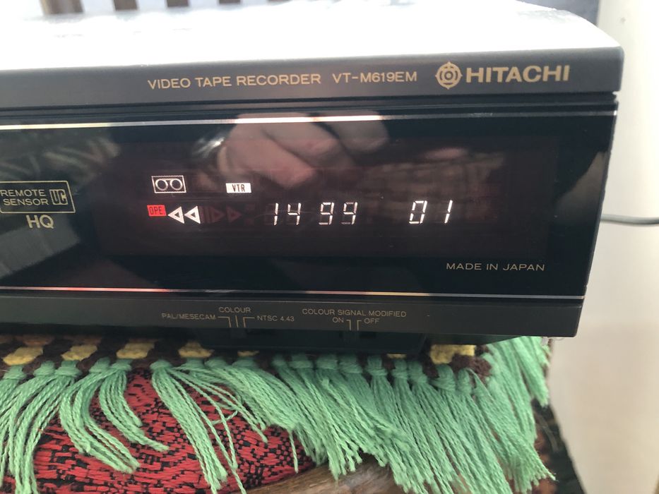 Видео рекордер Hitachi VT-M619 EM vhs