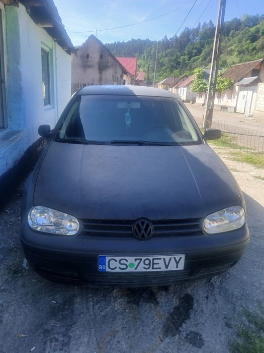 Vand sau schimb 7 SUTE DE EURO