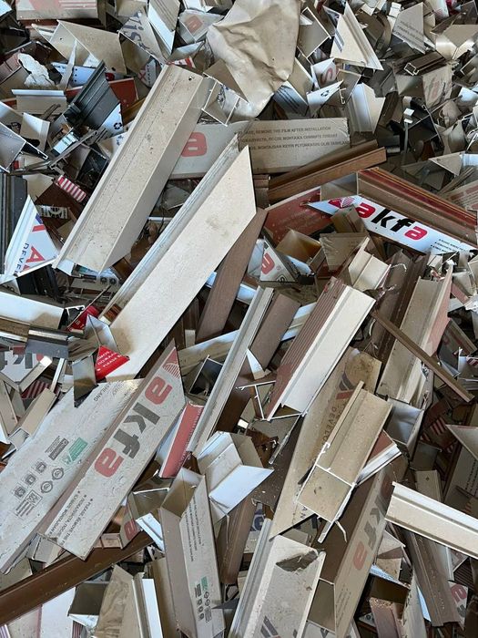 Алюмен металлом оламиз