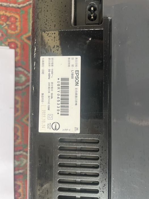 Продам принтер епсон  1800  и  режуший плотер