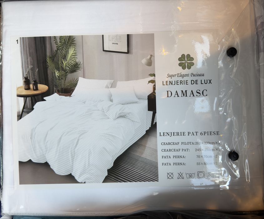 Lenjerie Damasc Pucioasa