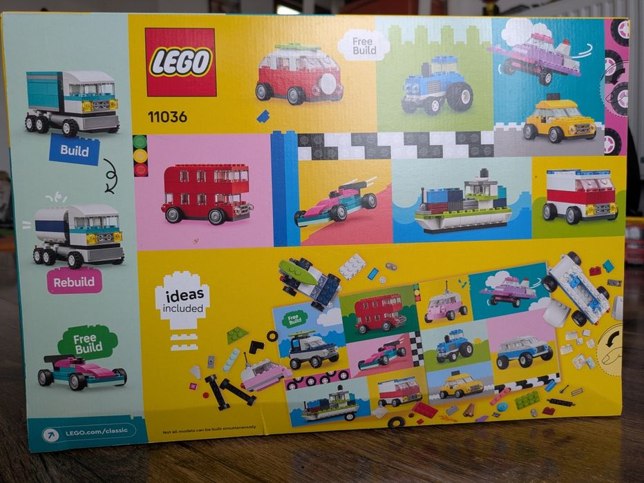 LEGO® Classic - Vehicule creative 11036, 900 piese
