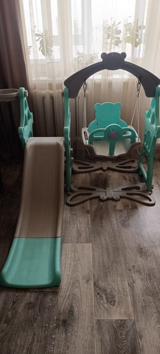 Продам детскую горку с качелей