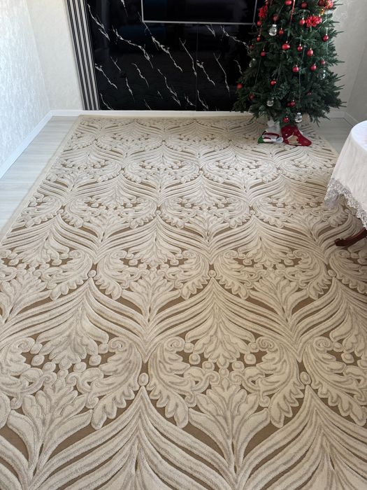 Продажа большого ковра