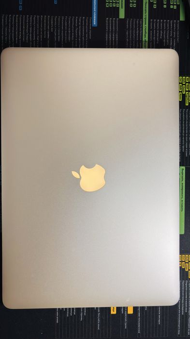 MacBook pro 15 , 8/256 ,2015