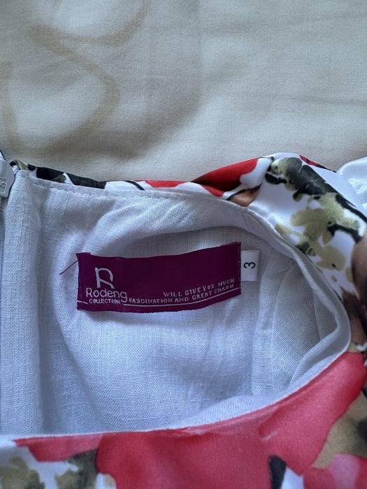 Нарядное платье для девочки