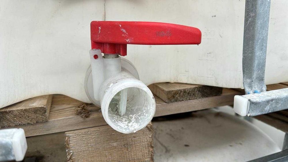 Бочки. Емкость. Еврокубы.