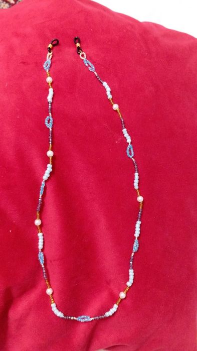 Продам для ачков бусы ручные работа