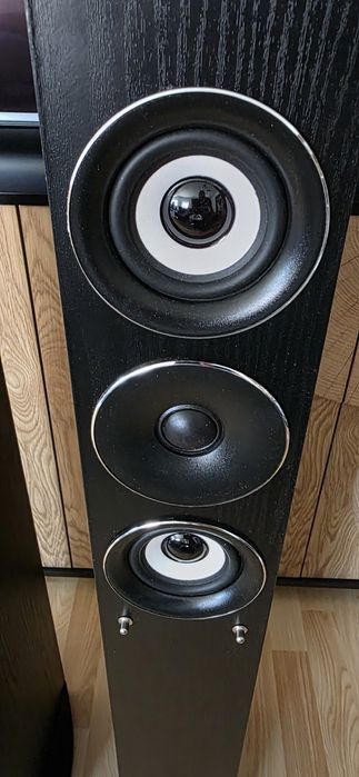 Тонколони AEG LB 47100