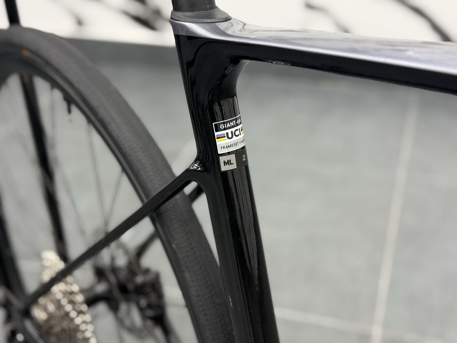 Giant Defy Advanced 2 2025 ML размер 2х12 Shimano 105