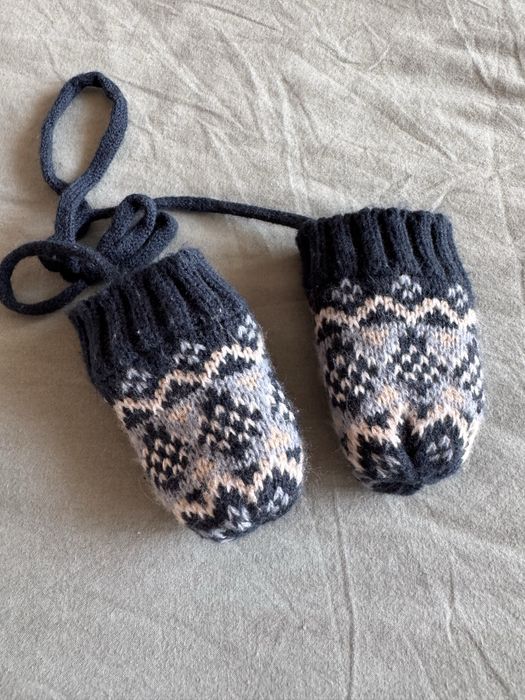 Бебешки ръкавици