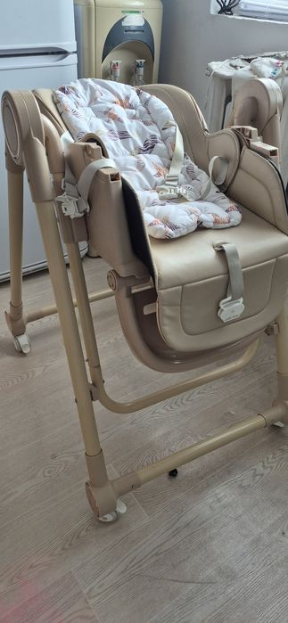 Продам стульчик для кормления