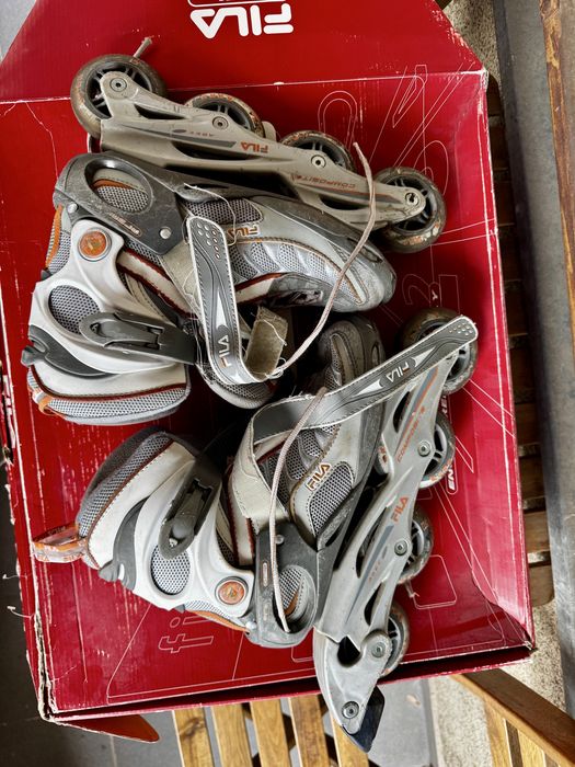 Vând role Fila și echipament de protecție