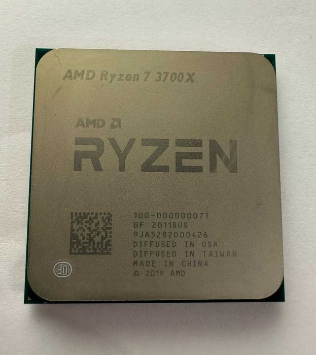 Procesor AMD Ryzen 7 3700X 3.6GHz