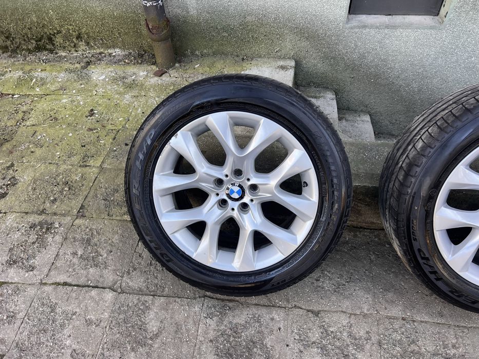 Джантите са 19ки перфектни за BMW X5