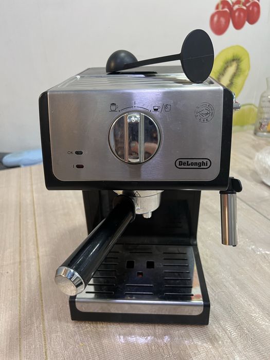 Кофемашинка Delonghi