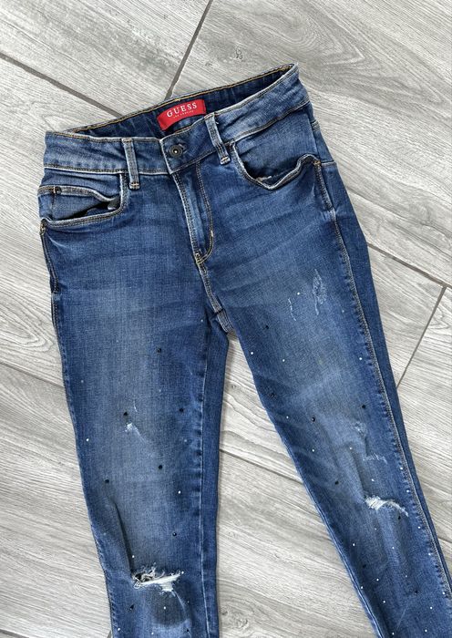 Blugi guess cu strasuri