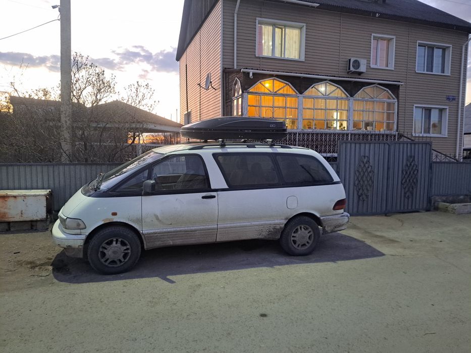 Продам тойота превия