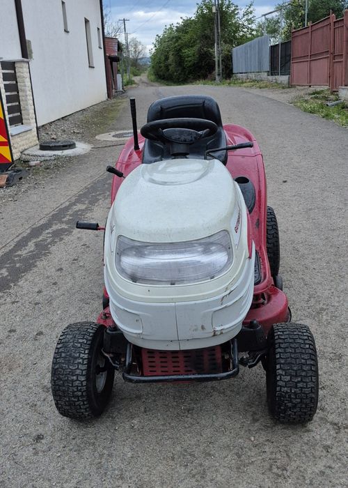 Tractoras gazon Gutbrod 15cp