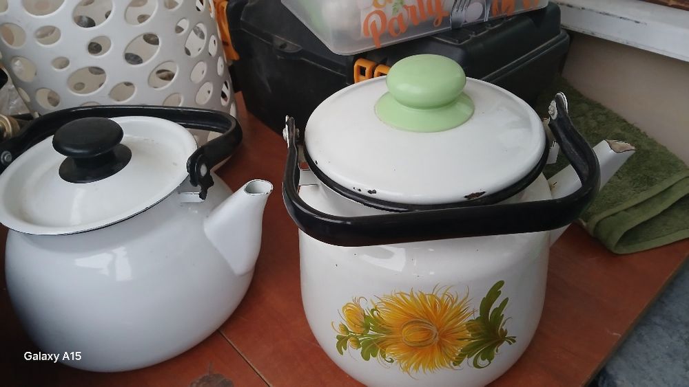 Продам чайники доски ведра