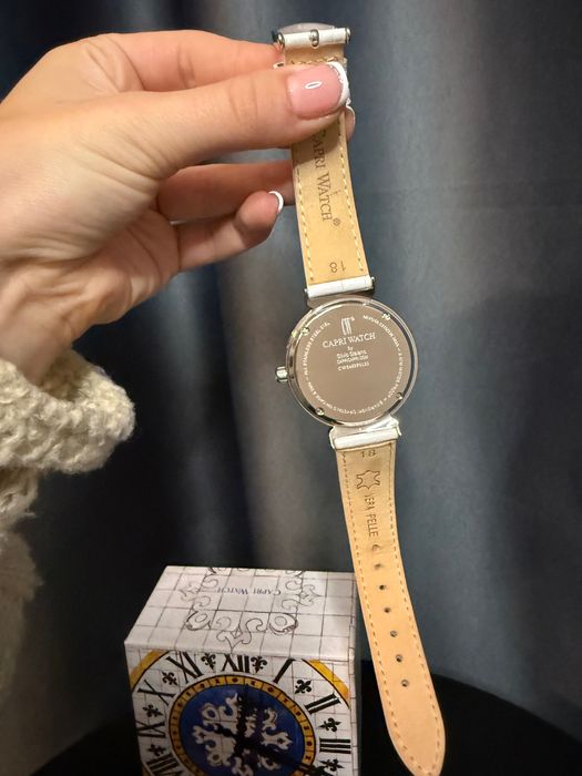 Часовник capri watch