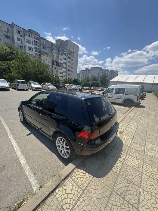 VW Golf 4 – 2.0, Автомат, Газ/Бензин – 1999 г.