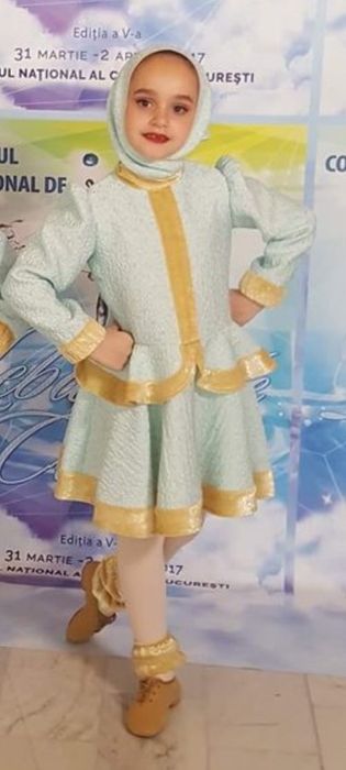 Rochie dans caracter 7-8 ani