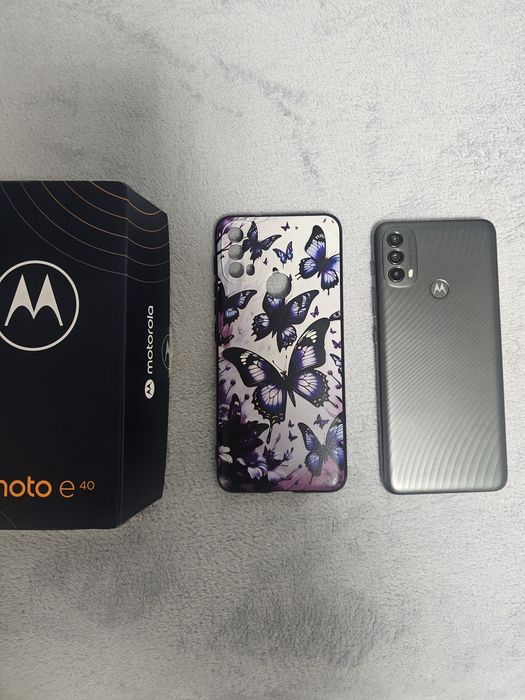 Motorola E40 gri
